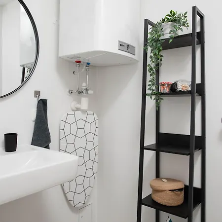Luxury Design Altstadt - 3br & Free Parking By Hero Homes 公寓 *